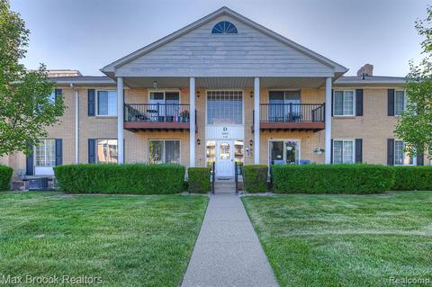 34821 Valleyview Dr #167, Sterling Heights, MI 48312