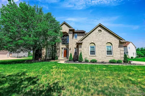 6605 Sadie Ln, Van Buren, MI 48111