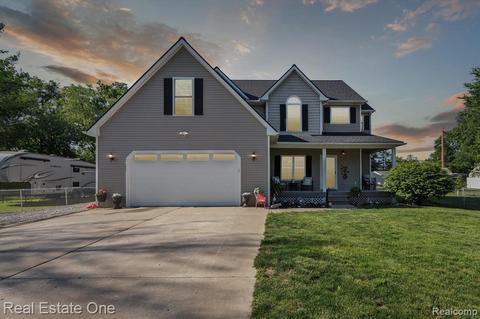 32724 Pierce St, Garden City, MI 48135