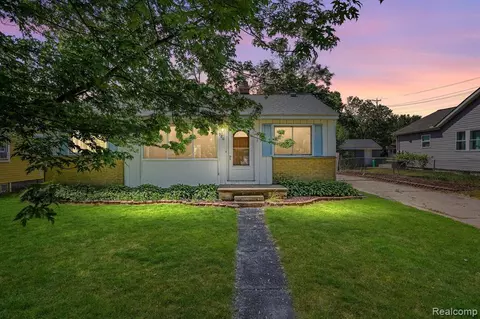 920 Auburndale Ave, Ypsilanti, MI 48198