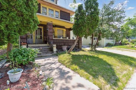 520 Leitram St, Lansing, MI 48915