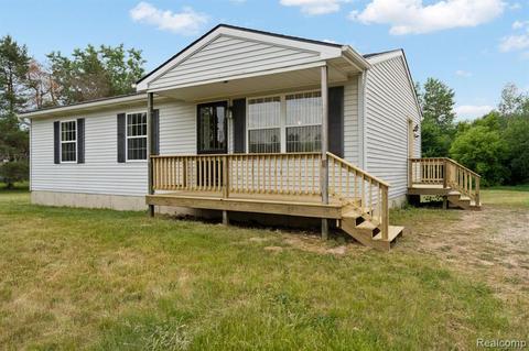 9775 W Allen Rd, Fowlerville, MI 48836