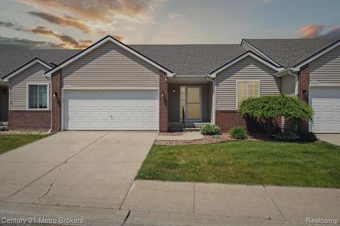 9070 Spring Brook Cir, Davison, MI 48423