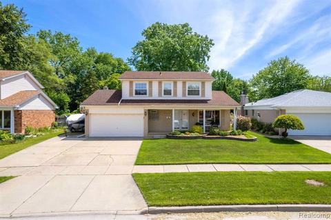 30100 Manor Dr, Madison Heights, MI 48071
