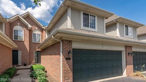 505 James Cir, Royal Oak, MI 48067
