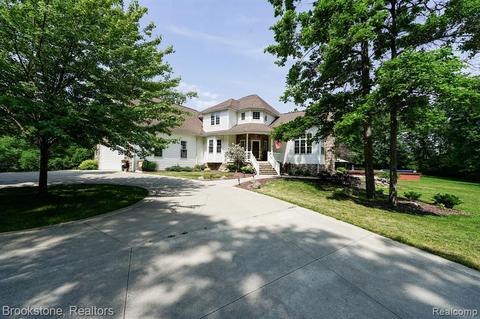 11180 Woodhaven, Linden, MI 48451