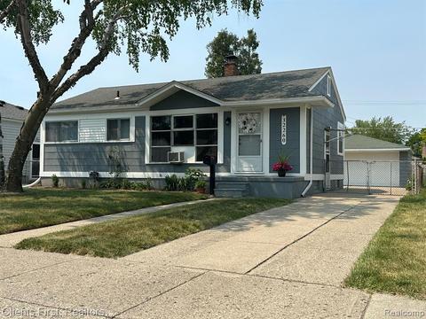 32260 Fairchild St, Westland, MI 48186