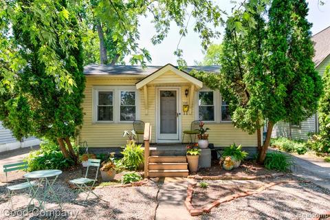 750 E Hazelhurst St, Ferndale, MI 48220