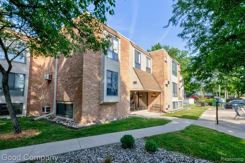 28428 W 8 Mile Rd #C-8, Farmington Hills, MI 48336