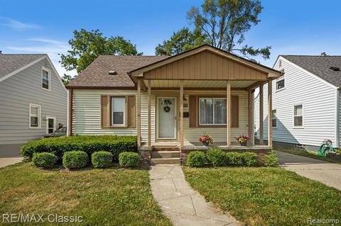 905 Bauman Ave, Royal Oak, MI 48073