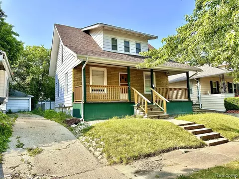 2124 Swayze St, Flint, MI 48503