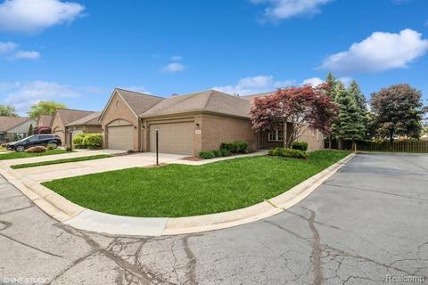20765 Inverness Ln, Taylor, MI 48180