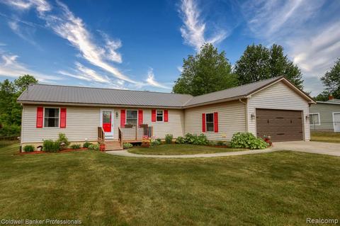 5077 N Belsay Rd, Flint, MI 48506