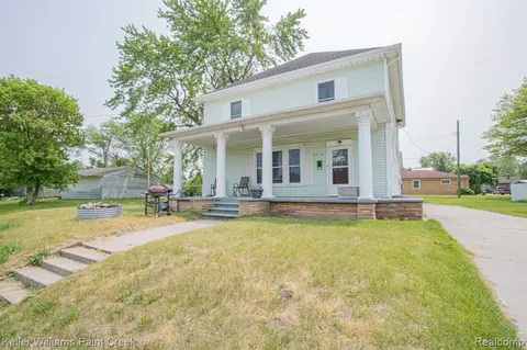 2416 Upton St, Port Huron, MI 48060