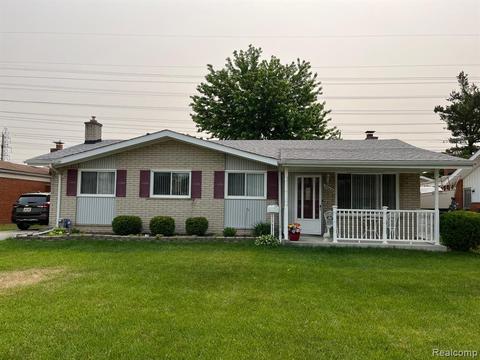 35658 Malibu Dr, Sterling Heights, MI 48312