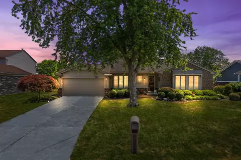 2283 Highsplint Dr, Rochester Hills, MI 48307