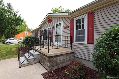 14463 Allen Rd, Southgate, MI 48195