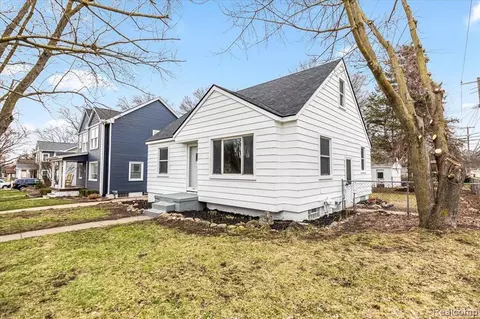 799 N Harvey St, Plymouth, MI 48170