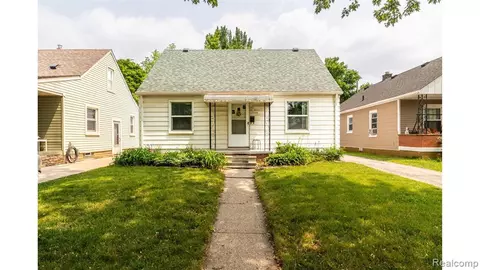 17334 Hanna St, Melvindale, MI 48122