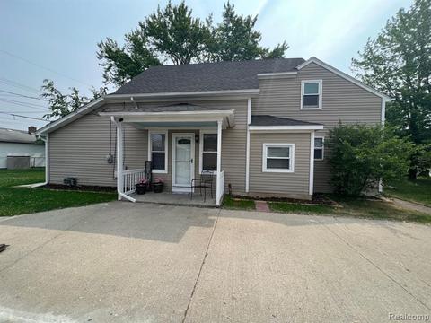 15639 Frazho Rd, Roseville, MI 48066