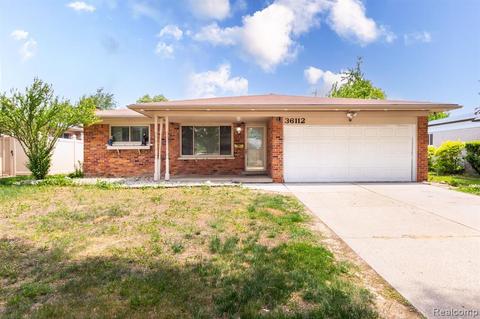 36112 Weber Dr, Sterling Heights, MI 48310
