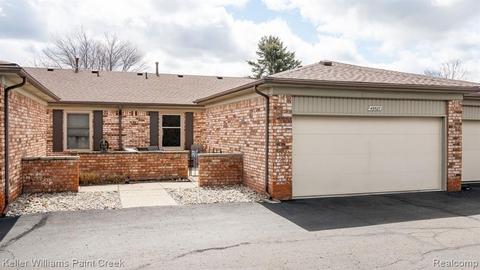 49527 Hamilton Ct, Shelby Township, MI 48315
