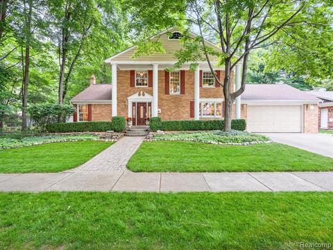 233 Edmund Ave, Royal Oak, MI 48073