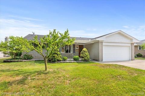 26795 Cecile St, Dearborn Heights, MI 48127