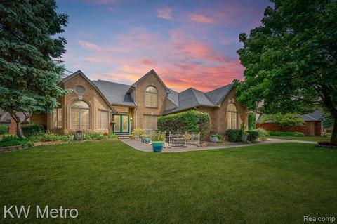 52550 Charing Way, Shelby Township, MI 48315