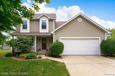 1412 Vollar Dr, Flint, MI 48532