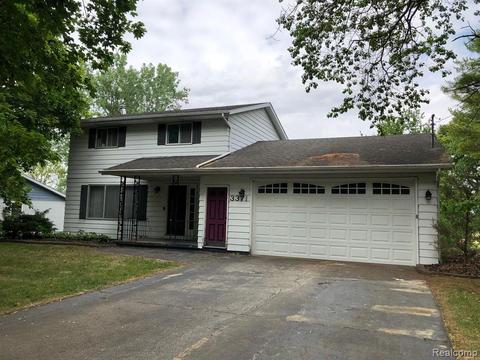 3371 Homewood Dr, Bridgeport, MI 48722