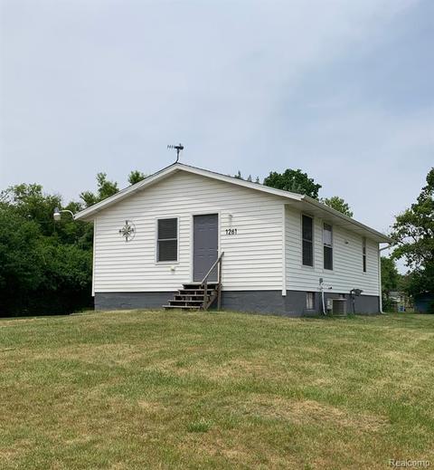 1261 E Princeton Ave, Flint, MI 48505