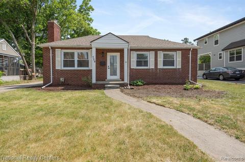 538 E 14 Mile Rd, Clawson, MI 48017