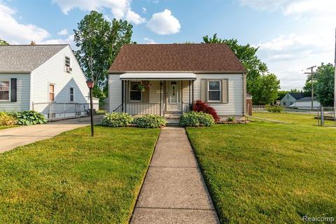 28529 Beechwood St, Garden City, MI 48135