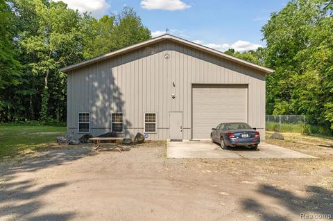 9255 Argentine Vl Rd, Linden, MI 48451