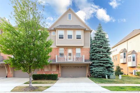 56701 Sunset Dr, Shelby Township, MI 48316