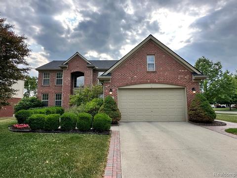 24509 Amanda Ln, Novi, MI 48375