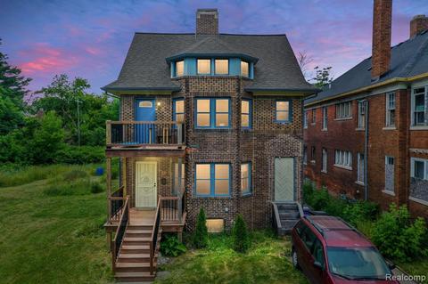 545 Philip St, Detroit, MI 48215