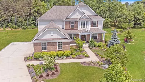 6274 Northford, Canton, MI 48187