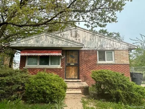 18924 Goddard St, Detroit, MI 48234