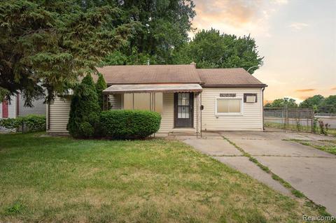 26873 Nagel St E, Roseville, MI 48066
