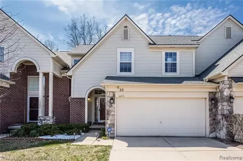 2078 Preserve Cir W, Canton, MI 48188