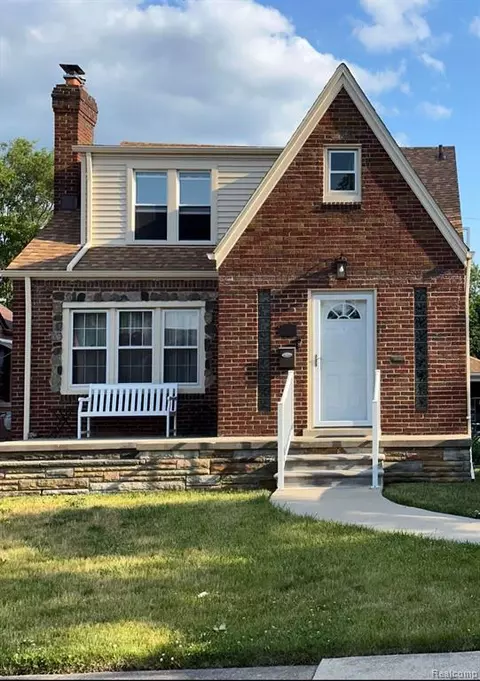 989 New York Ave, Lincoln Park, MI 48146