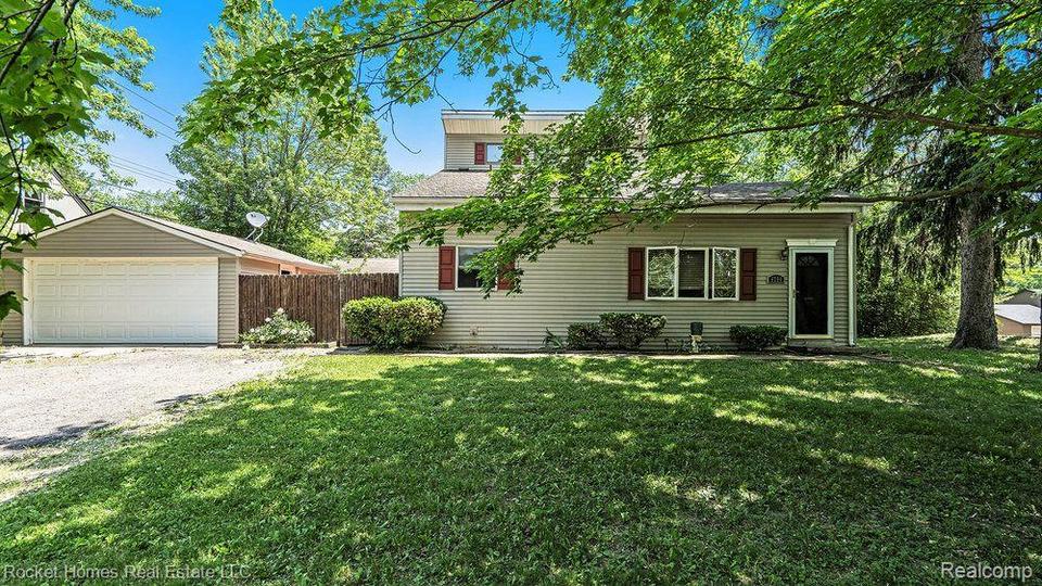 6794 Dandison Blvd, West Bloomfield, MI 48324 Movoto