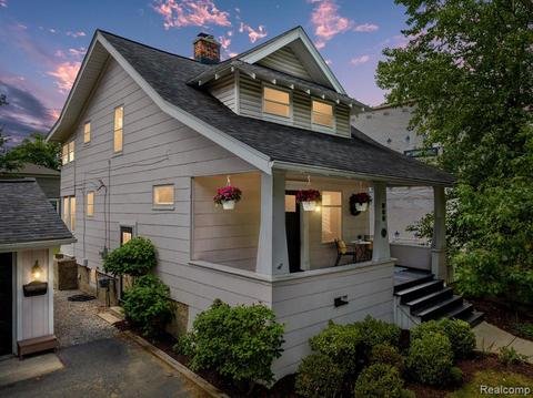 232 Gardenia Ave, Royal Oak, MI 48067