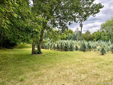 0 Amber Gln, Howell, MI 48843