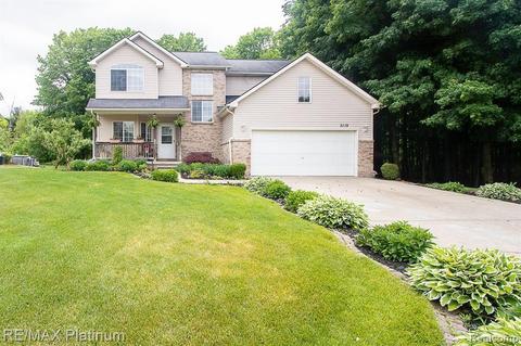 5119 Hickory Trl, Grand Blanc, MI 48439