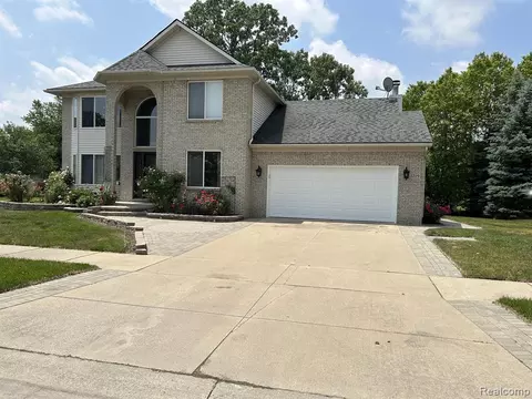 3219 Rhode Island Dr, Troy, MI 48083 photo 1