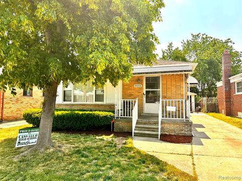 18058 Curtain Ave, Eastpointe, MI 48021