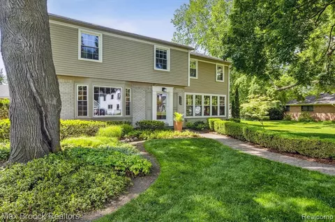 2429 Fairway Dr, Birmingham, MI 48009